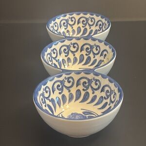 ARTISAN DE LUXE Blue Rose Scroll Round Relish Bowl - 3 Sections